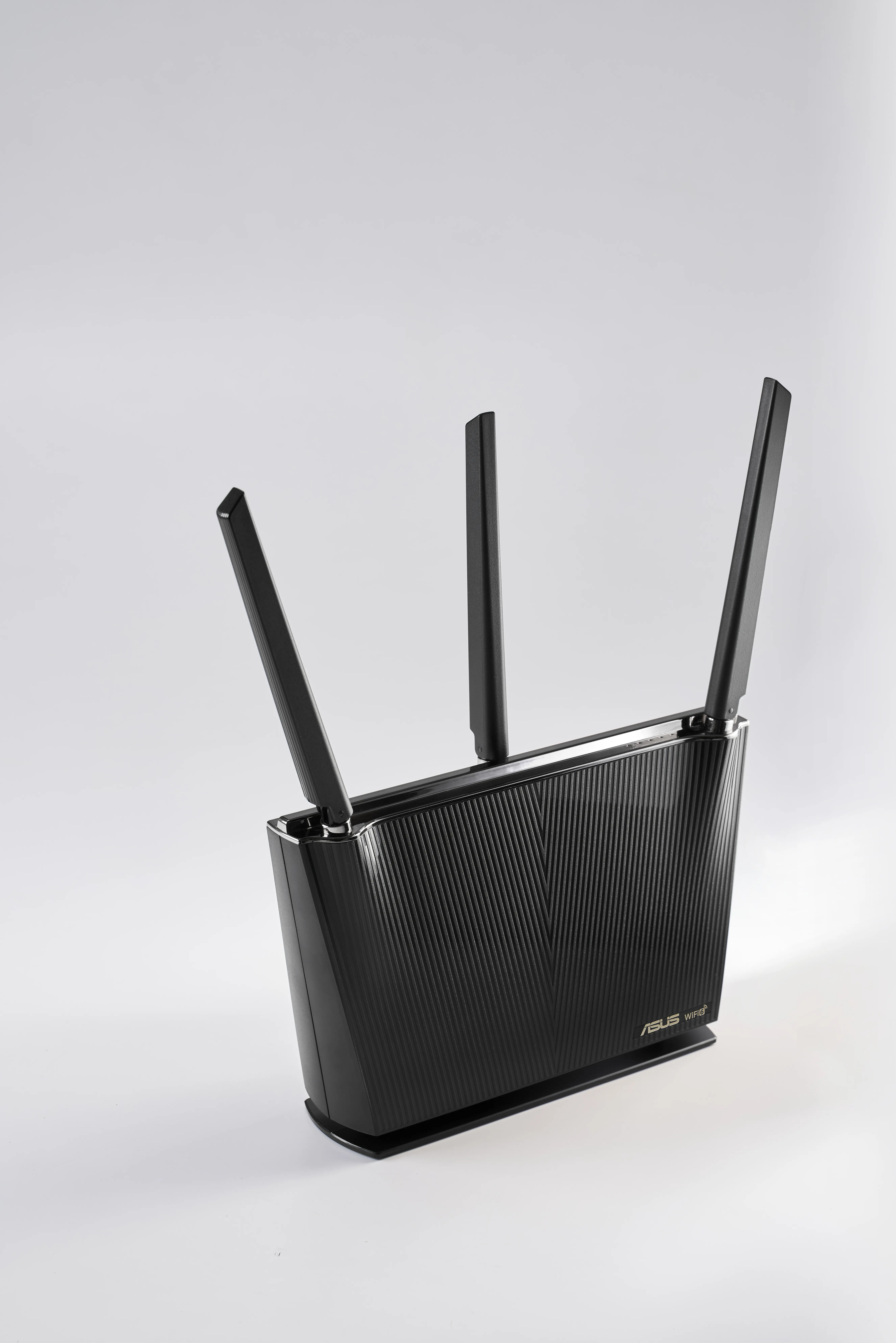 ASUS RT-AX68U